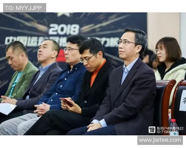 回顾湖北九十年代足球明星的辉煌岁月与影响力分析