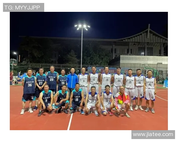 南京篮球队挑战赛配合表现分析与点评展现团队协作的重要性与潜力